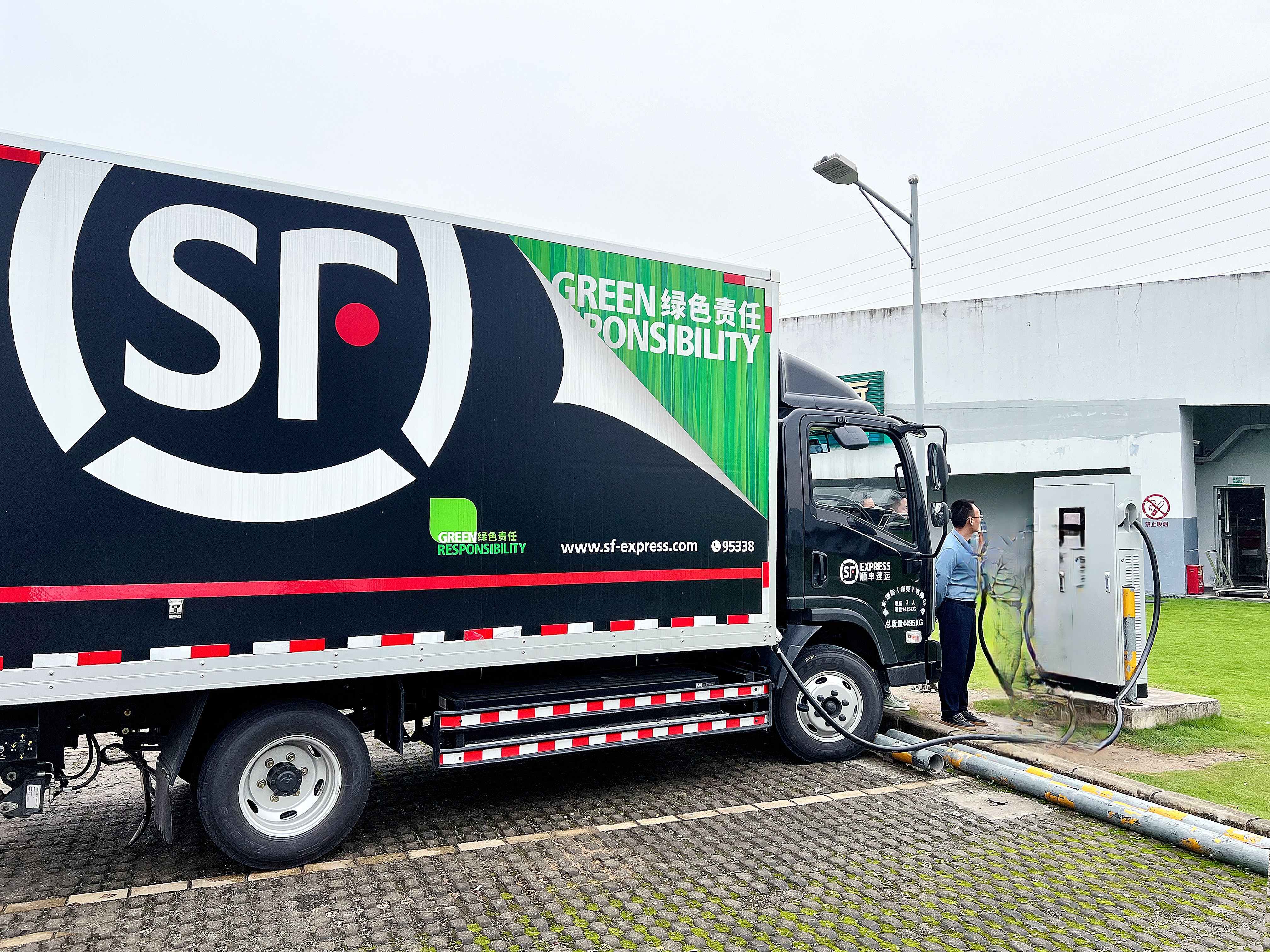 【案例分享】EN+科技完成對順豐充電站120kW直流樁項目的交付