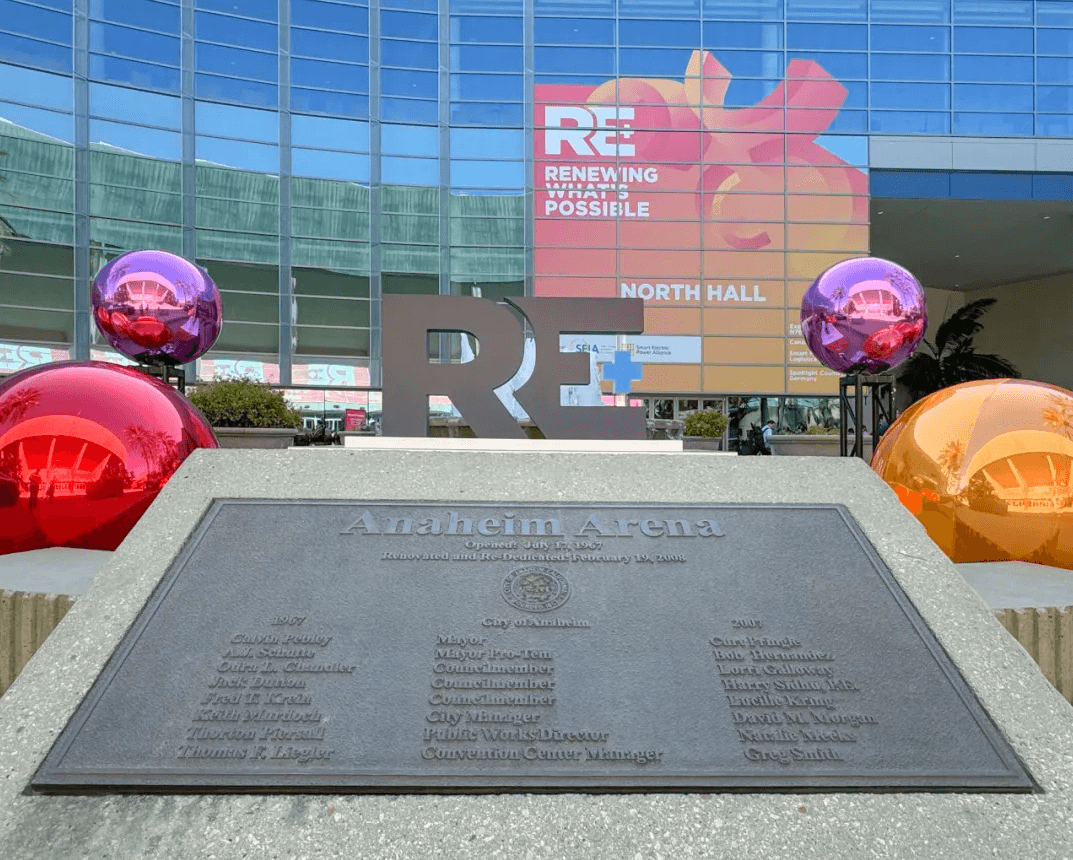 RE+展完美收官 EN+科技新能源充電方案閃耀北美